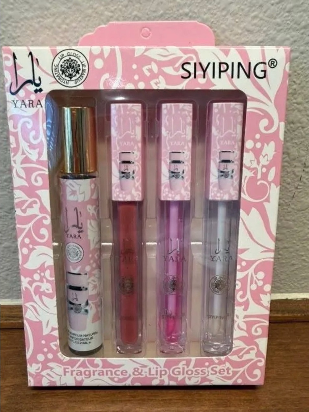 Yara Fragrance & Lip Gloss Set – Pink, Red, Purple, Clear